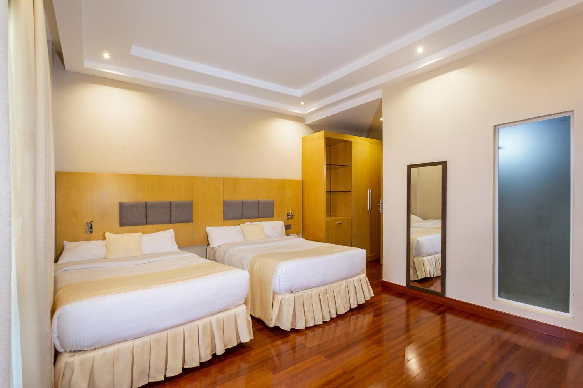 Three Steers Hotel Meru Bagian luar foto